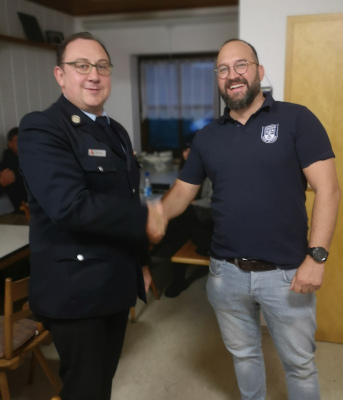 KBM Mike Kühnel gratuliert zur Wahl zum 1. Komandant